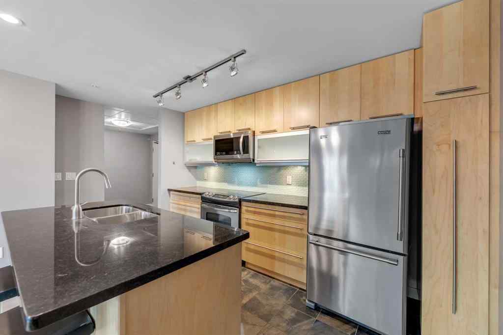 MLS® A2263606 - Unit #201 215 13 Avenue SW in Beltline Calgary, Residential