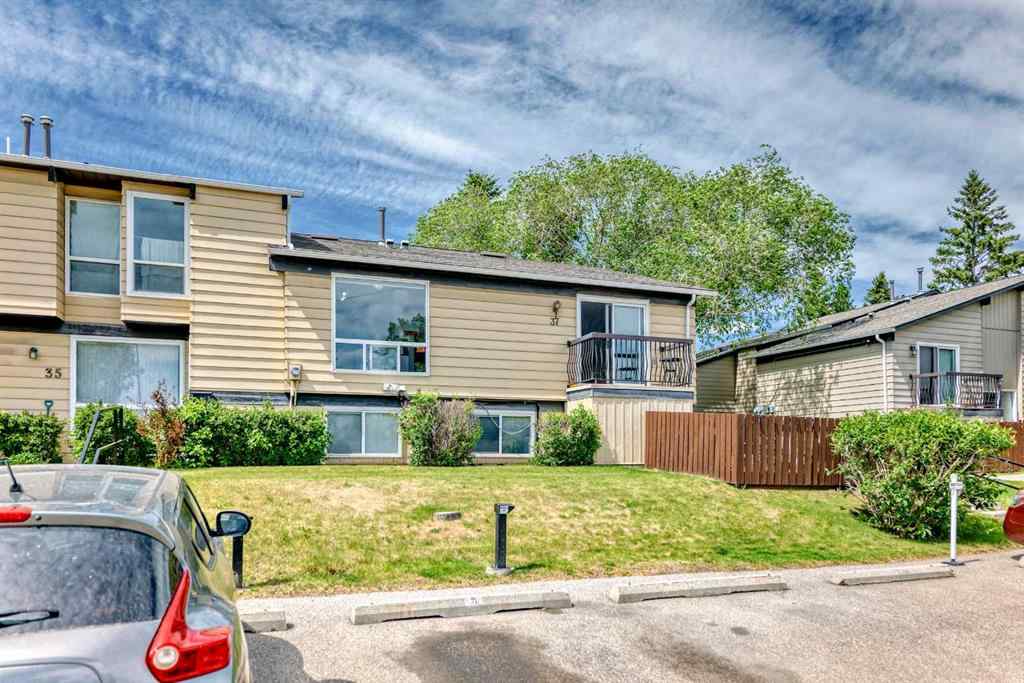 MLS® A2263608 - Unit #37 7205 4 Street NE in Huntington Hills Calgary, Residential