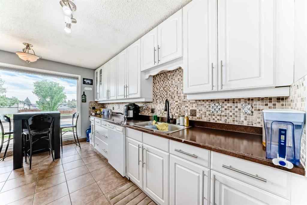 MLS® A2263608 - Unit #37 7205 4 Street NE in Huntington Hills Calgary, Residential