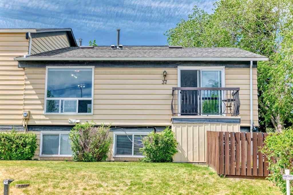 MLS® A2263608 - Unit #37 7205 4 Street NE in Huntington Hills Calgary, Residential