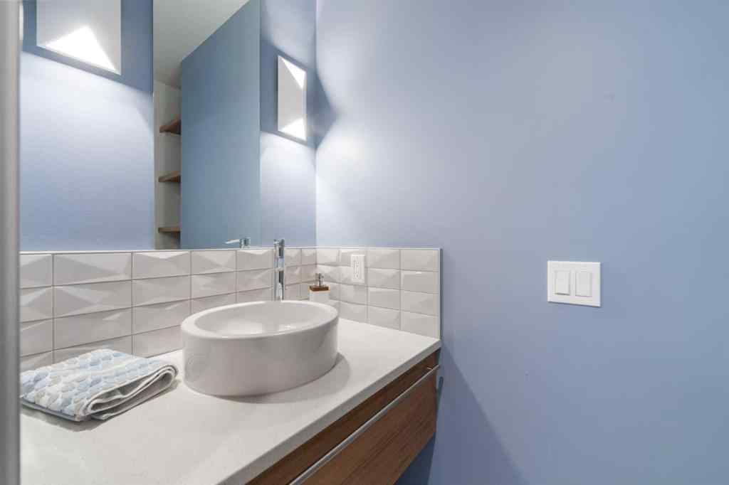 MLS® A2263616 - 3606 3 Street NW in Highland Park Calgary, Residential