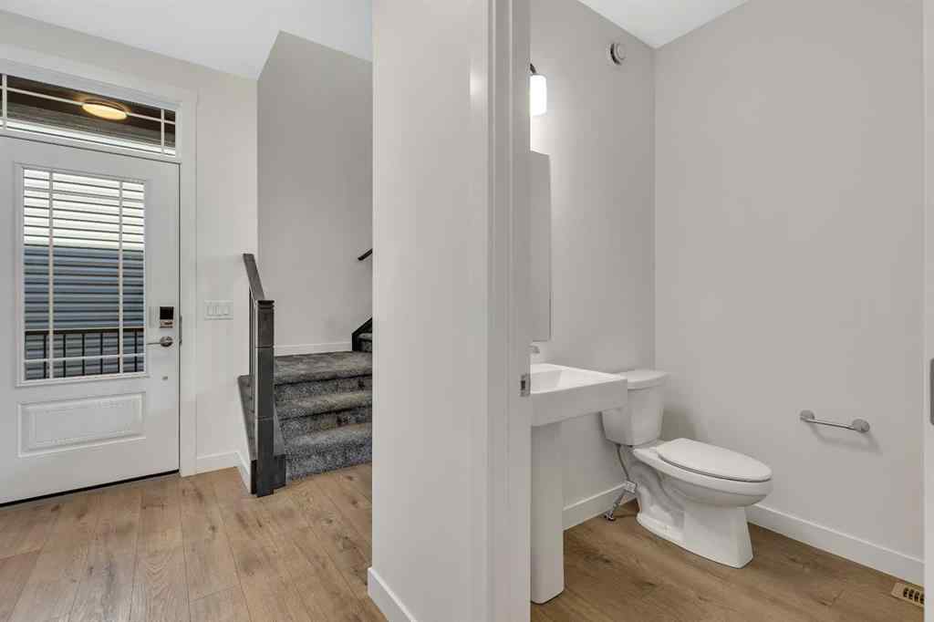 MLS® A2263620 - 211 Creekstone Row SW in Pine Creek Calgary, Residential