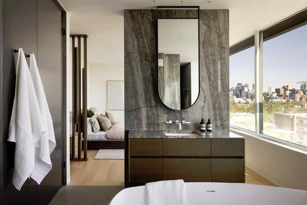 MLS® A2263635 - 1815 11 Avenue NW in Hounsfield Heights/Briar Hill Calgary, Residential