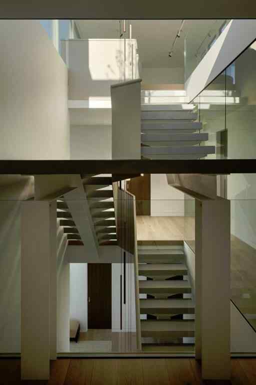 MLS® A2263635 - 1815 11 Avenue NW in Hounsfield Heights/Briar Hill Calgary, Residential