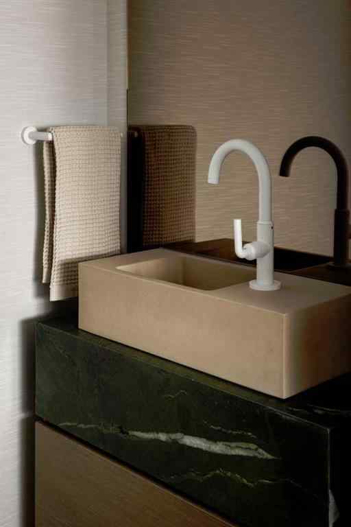 MLS® A2263635 - 1815 11 Avenue NW in Hounsfield Heights/Briar Hill Calgary, Residential