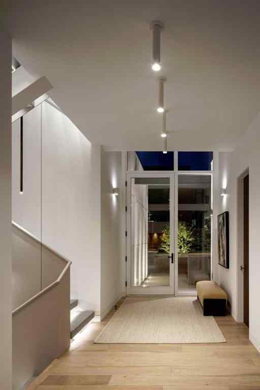 MLS® A2263635 - 1815 11 Avenue NW in Hounsfield Heights/Briar Hill Calgary, Residential