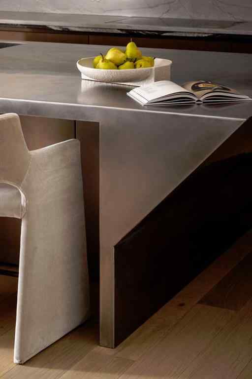 MLS® A2263635 - 1815 11 Avenue NW in Hounsfield Heights/Briar Hill Calgary, Residential