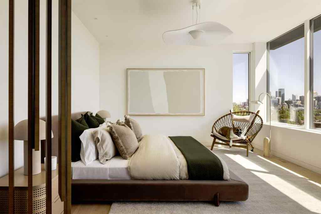 MLS® A2263635 - 1815 11 Avenue NW in Hounsfield Heights/Briar Hill Calgary, Residential