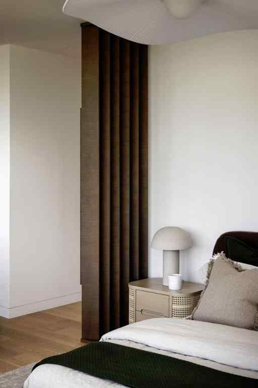 MLS® A2263635 - 1815 11 Avenue NW in Hounsfield Heights/Briar Hill Calgary, Residential