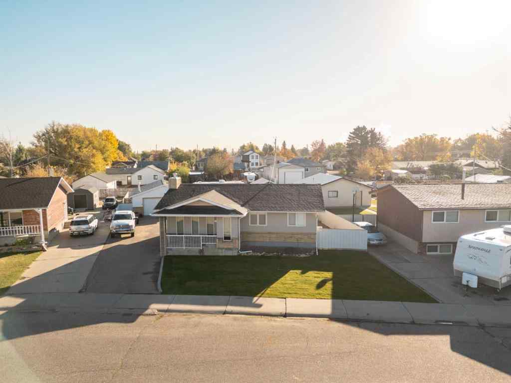 MLS® A2263636 - 6023 51 Street  in NONE Taber, Residential