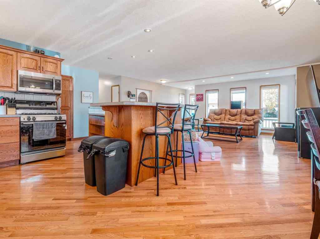 MLS® A2263636 - 6023 51 Street  in NONE Taber, Residential