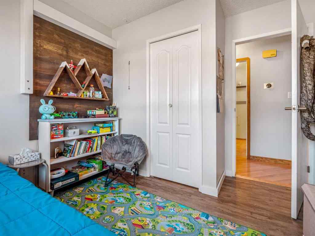 MLS® A2263636 - 6023 51 Street  in NONE Taber, Residential