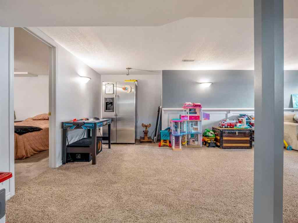 MLS® A2263636 - 6023 51 Street  in NONE Taber, Residential