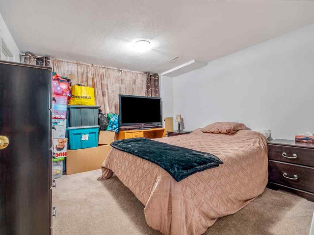 MLS® A2263636 - 6023 51 Street  in NONE Taber, Residential