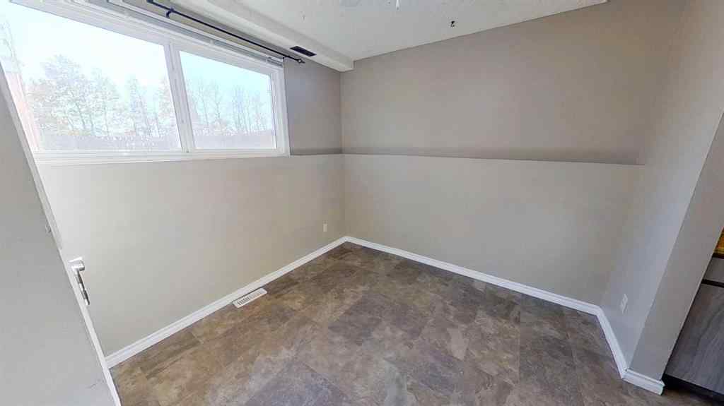 MLS® A2263638 - Unit #B 5915 45 Avenue  in Downtown Lacombe Lacombe, Residential