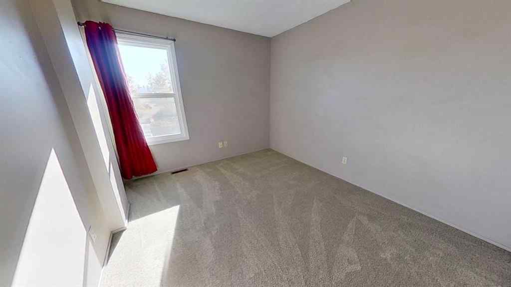 MLS® A2263638 - Unit #B 5915 45 Avenue  in Downtown Lacombe Lacombe, Residential