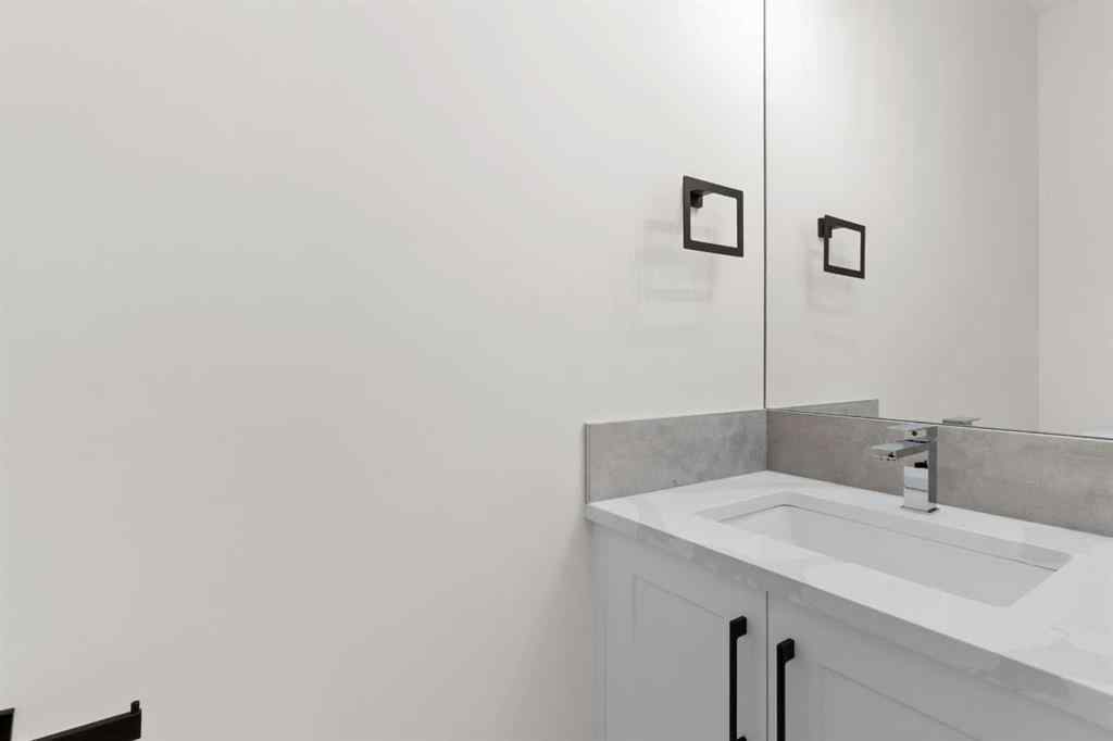 MLS® A2263643 - 706 Mandalay Link  in NONE Carstairs, Residential