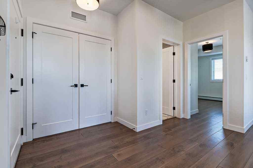 MLS® A2263645 - Unit #309 2702 17 Avenue SW in Shaganappi Calgary, Residential