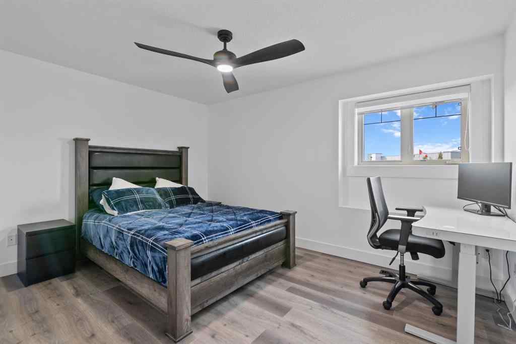 MLS® A2263648 - 332 kinniburgh Boulevard  in Kinniburgh North Chestermere, Residential