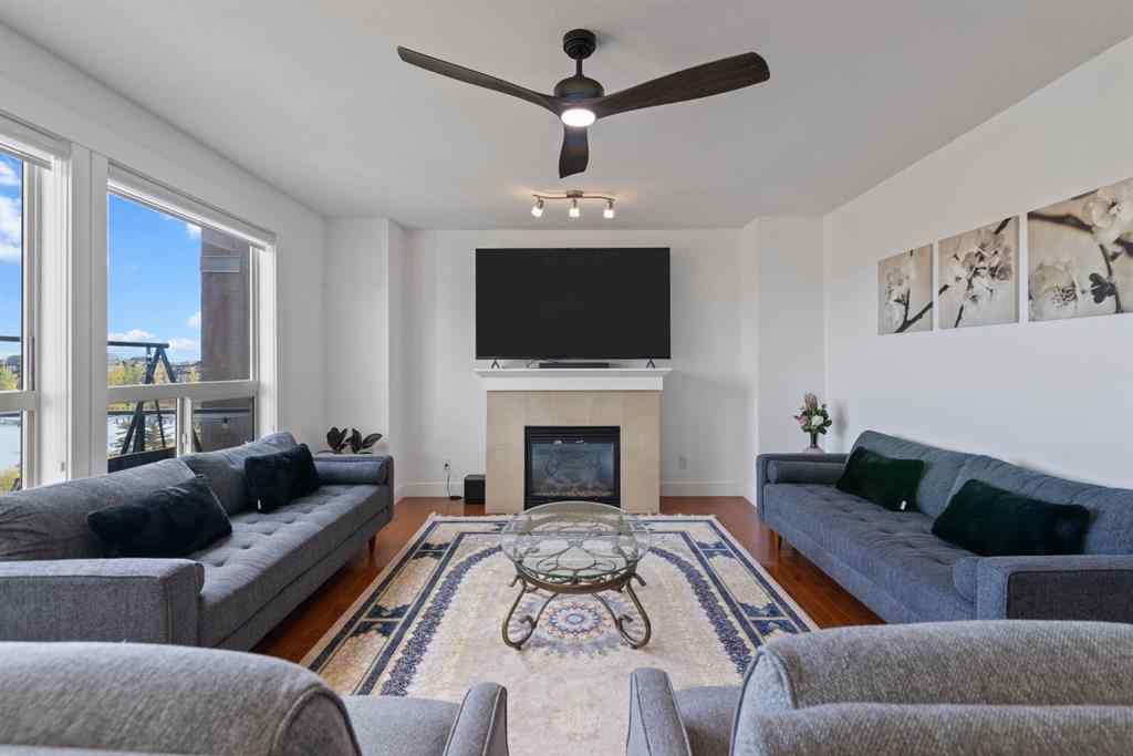 MLS® A2263648 - 332 kinniburgh Boulevard  in Kinniburgh North Chestermere, Residential