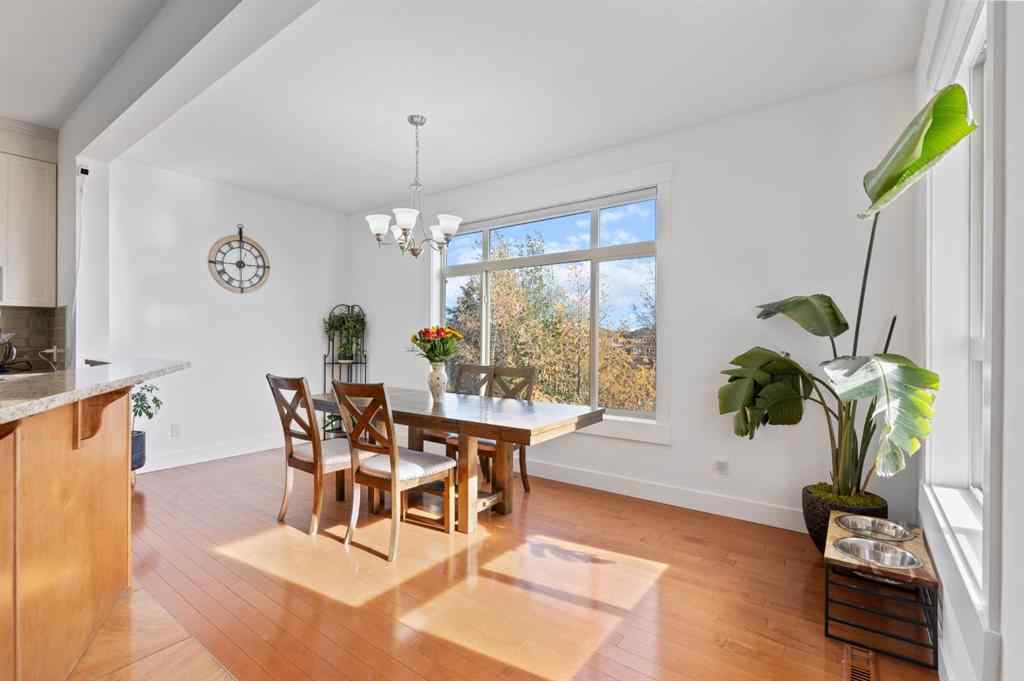 MLS® A2263648 - 332 kinniburgh Boulevard  in Kinniburgh North Chestermere, Residential