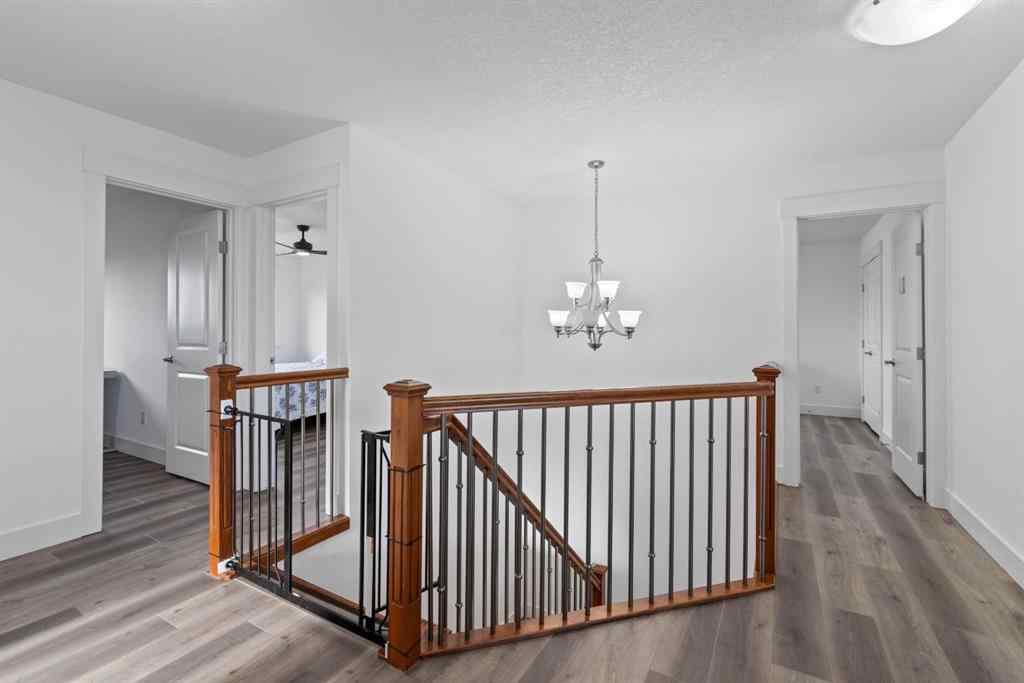 MLS® A2263648 - 332 kinniburgh Boulevard  in Kinniburgh North Chestermere, Residential