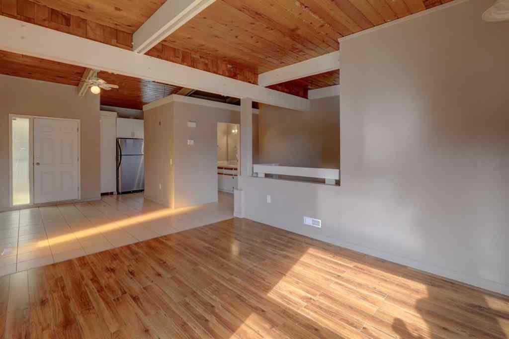 MLS® A2263652 - 529 Sabrina Road SW in Southwood Calgary, Residential