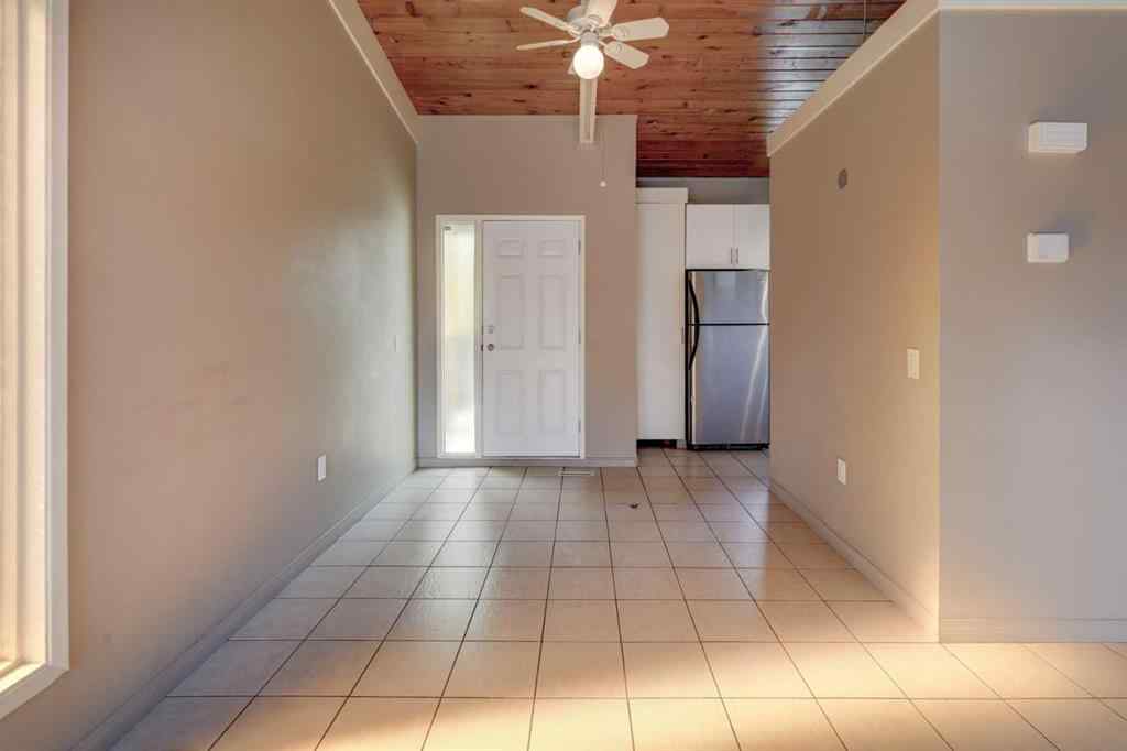 MLS® A2263652 - 529 Sabrina Road SW in Southwood Calgary, Residential