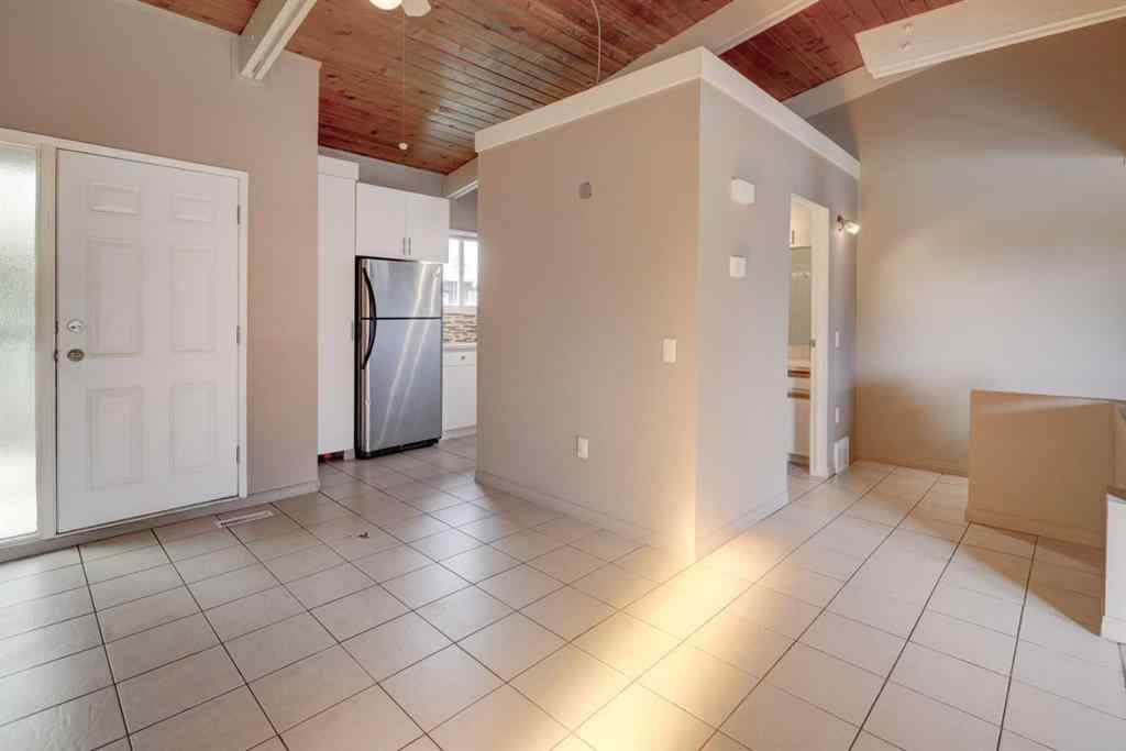 MLS® A2263652 - 529 Sabrina Road SW in Southwood Calgary, Residential