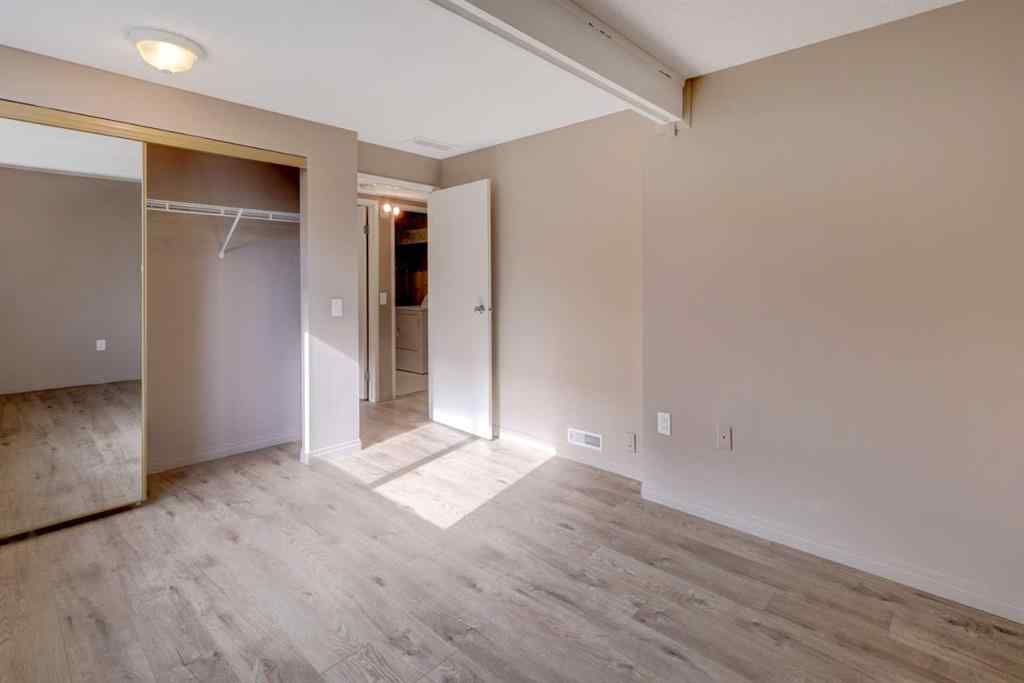 MLS® A2263652 - 529 Sabrina Road SW in Southwood Calgary, Residential