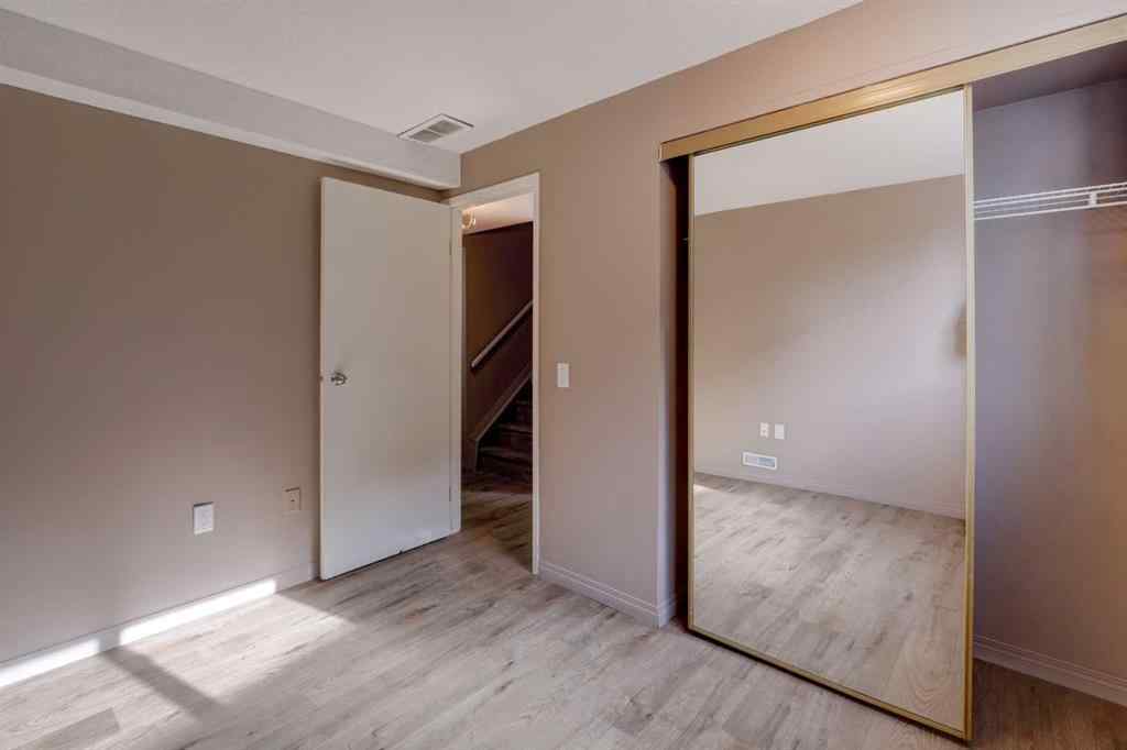 MLS® A2263652 - 529 Sabrina Road SW in Southwood Calgary, Residential