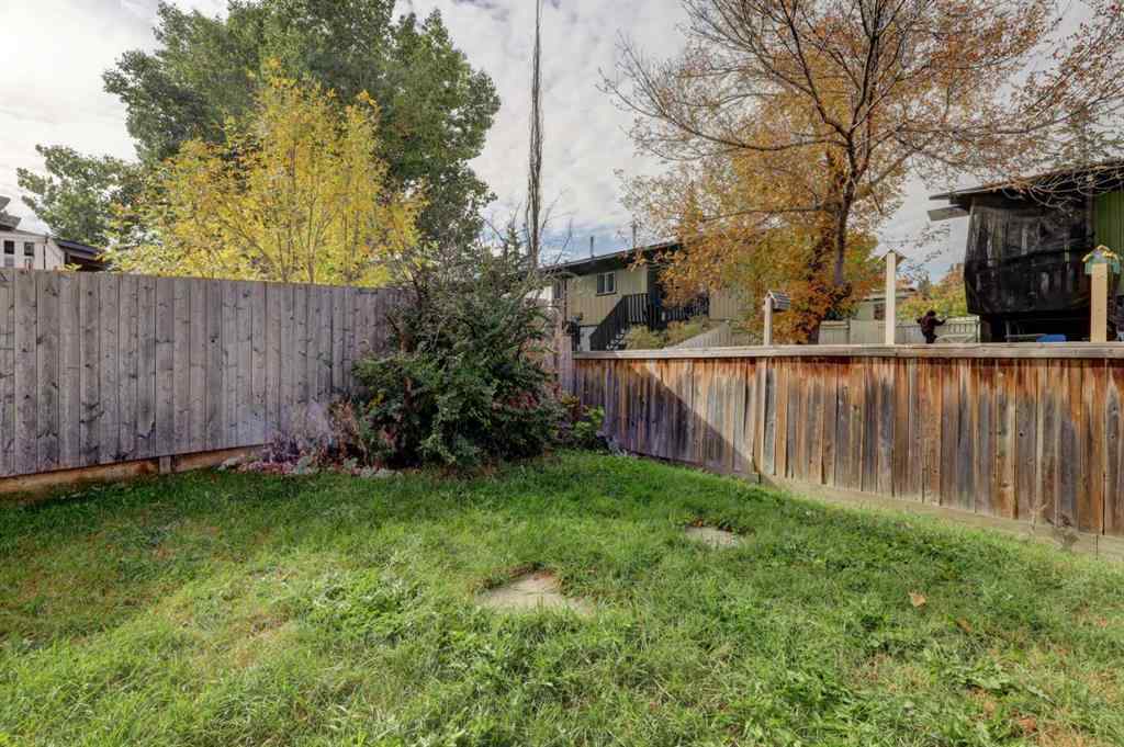 MLS® A2263652 - 529 Sabrina Road SW in Southwood Calgary, Residential