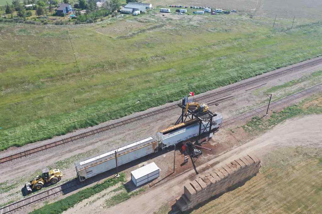 MLS® A2263660 - 849-915 Railway Ave   in NONE Brant, Commercial