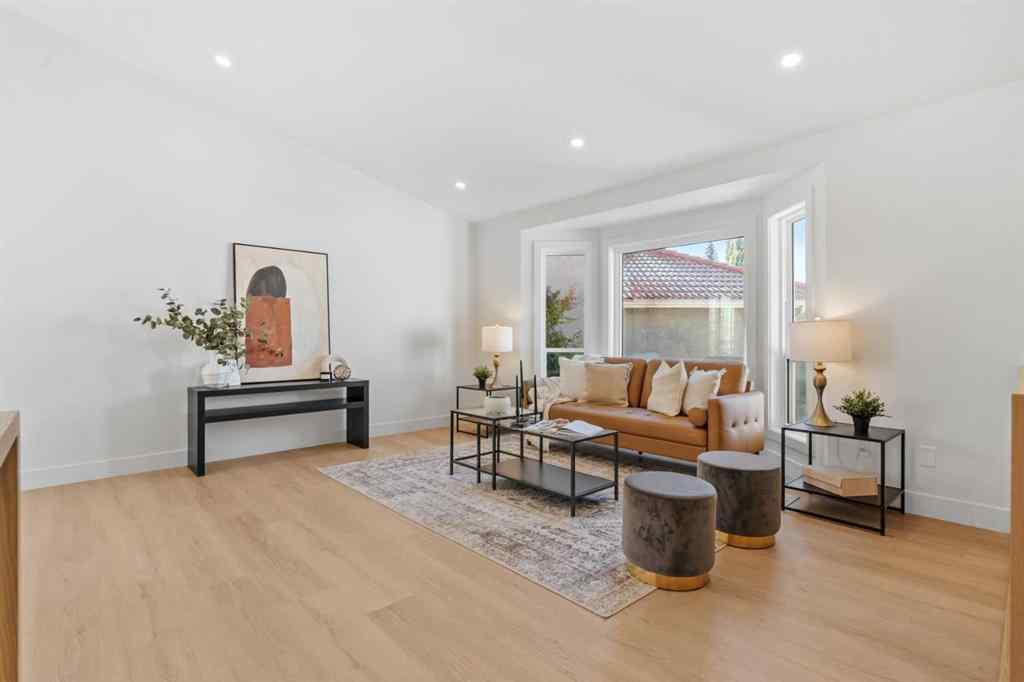 MLS® A2263663 - 824 Sierra Morena Place SW in Signal Hill Calgary, Residential