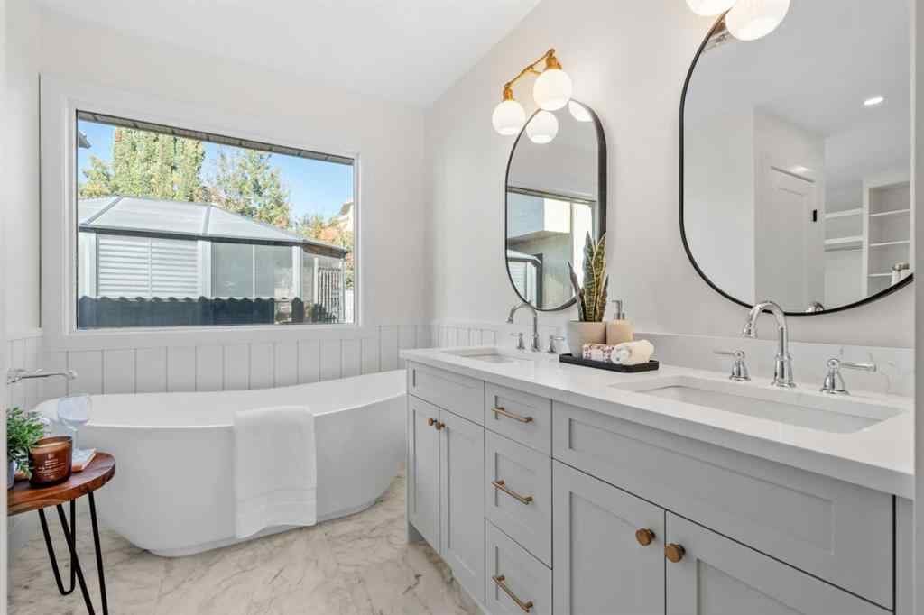 MLS® A2263663 - 824 Sierra Morena Place SW in Signal Hill Calgary, Residential