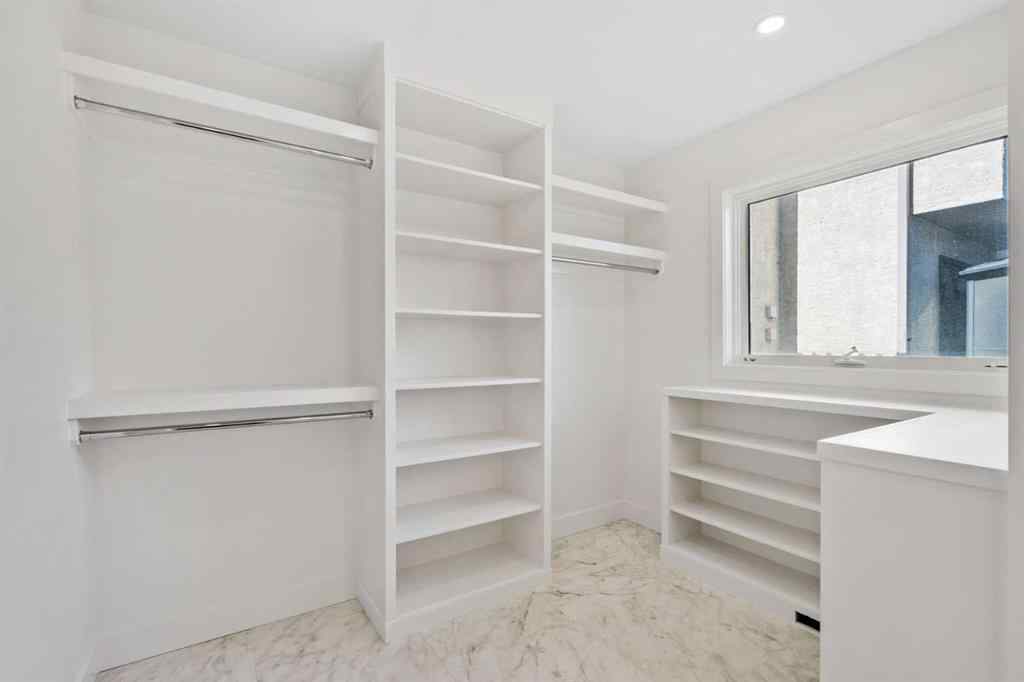 MLS® A2263663 - 824 Sierra Morena Place SW in Signal Hill Calgary, Residential