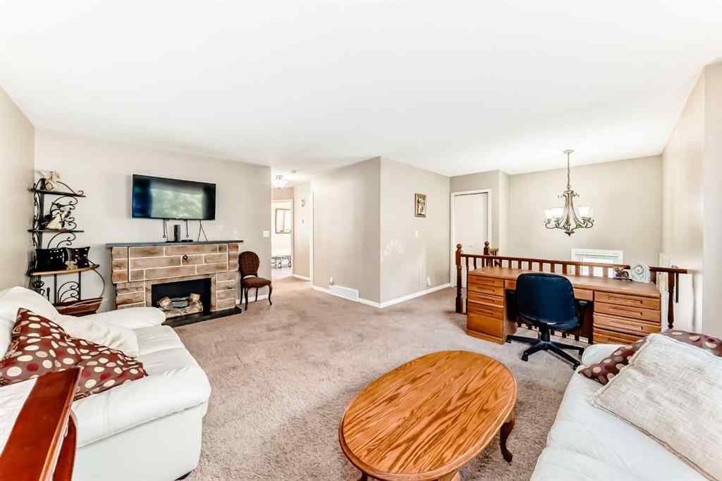 MLS® A2263665 - Unit #B 1 Eline Street  in Eastview Red Deer, Residential