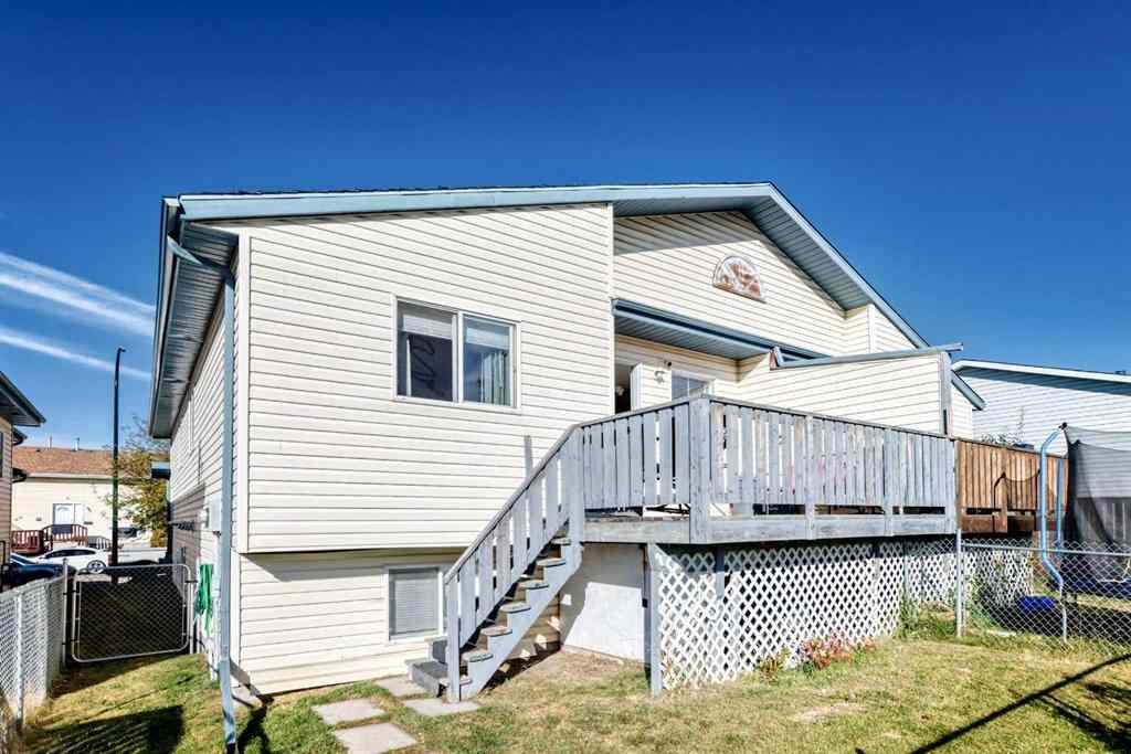 MLS® A2263665 - Unit #B 1 Eline Street  in Eastview Red Deer, Residential