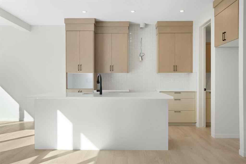 MLS® A2263666 - 17 Marmot Passage NW in Glacier Ridge Calgary, Residential