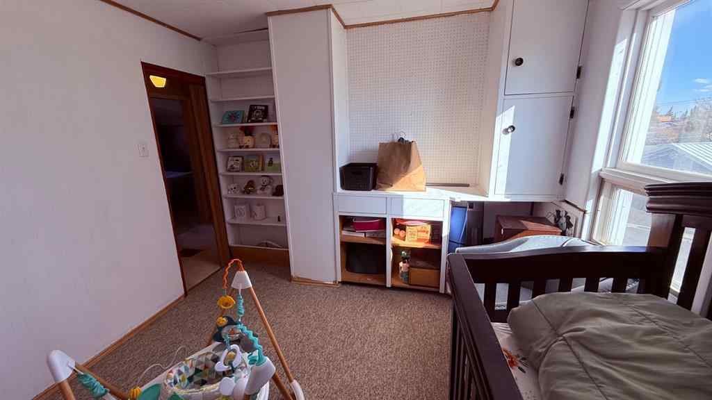 MLS® A2263668 - 215 5 Avenue W in Hanna Hanna, Residential