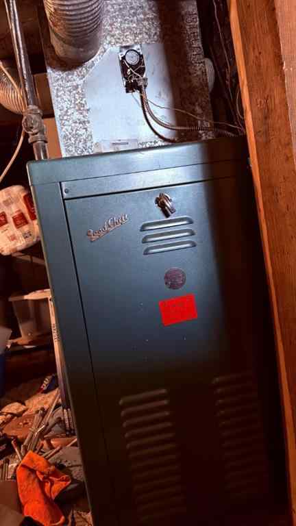 MLS® A2263668 - 215 5 Avenue W in Hanna Hanna, Residential