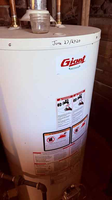 MLS® A2263668 - 215 5 Avenue W in Hanna Hanna, Residential