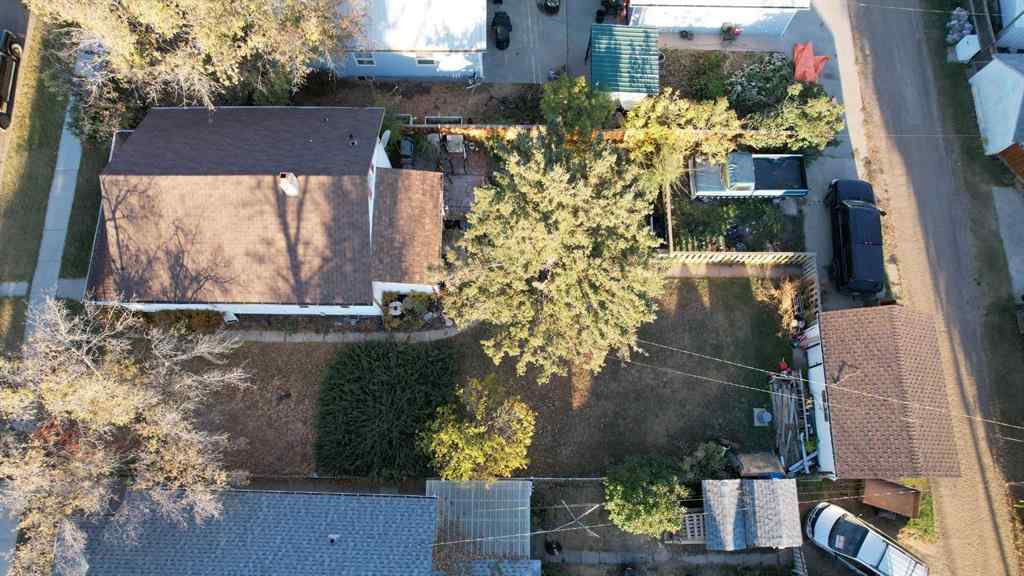 MLS® A2263668 - 215 5 Avenue W in Hanna Hanna, Residential