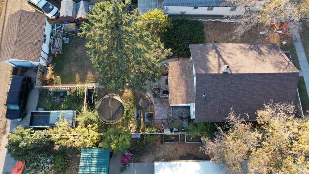 MLS® A2263668 - 215 5 Avenue W in Hanna Hanna, Residential