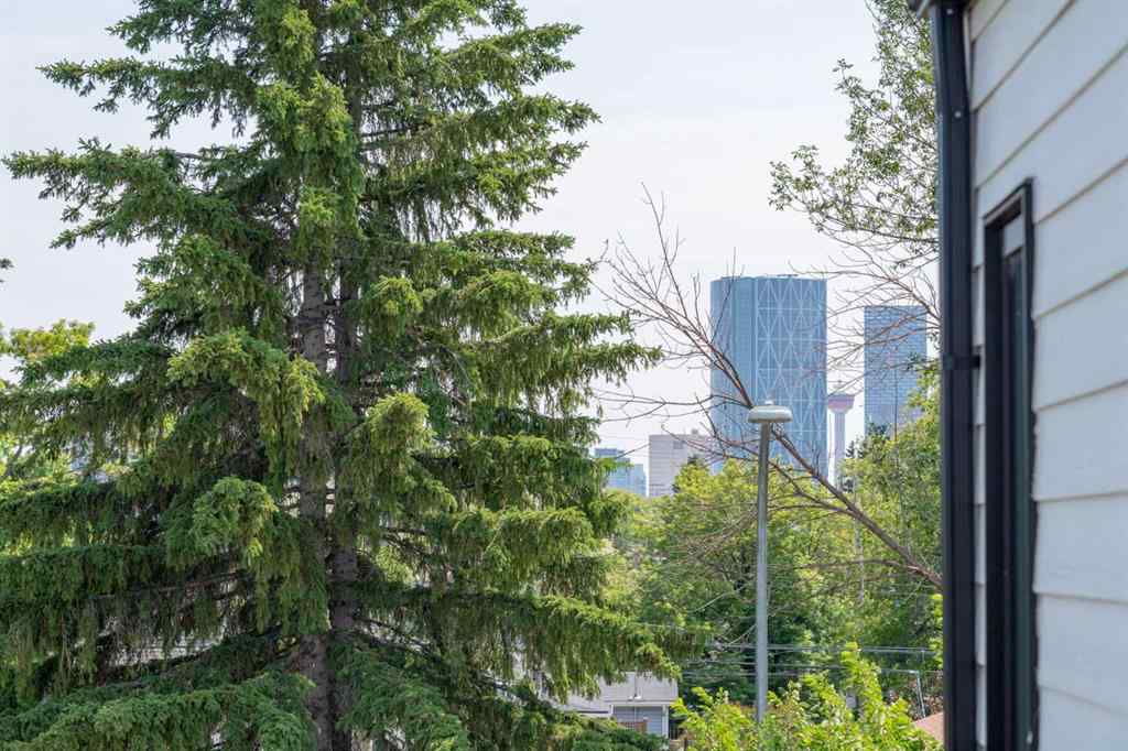 MLS® A2263670 - Unit #2 136 21 Avenue NE in Tuxedo Park Calgary, Residential