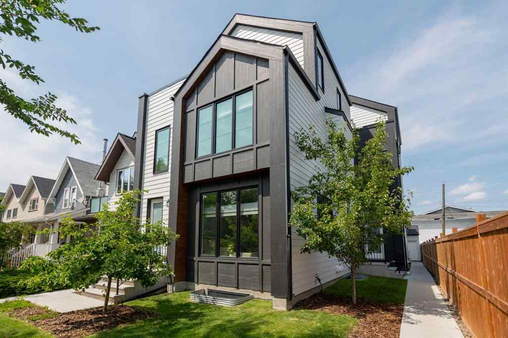 MLS® A2263670 - Unit #2 136 21 Avenue NE in Tuxedo Park Calgary, Residential