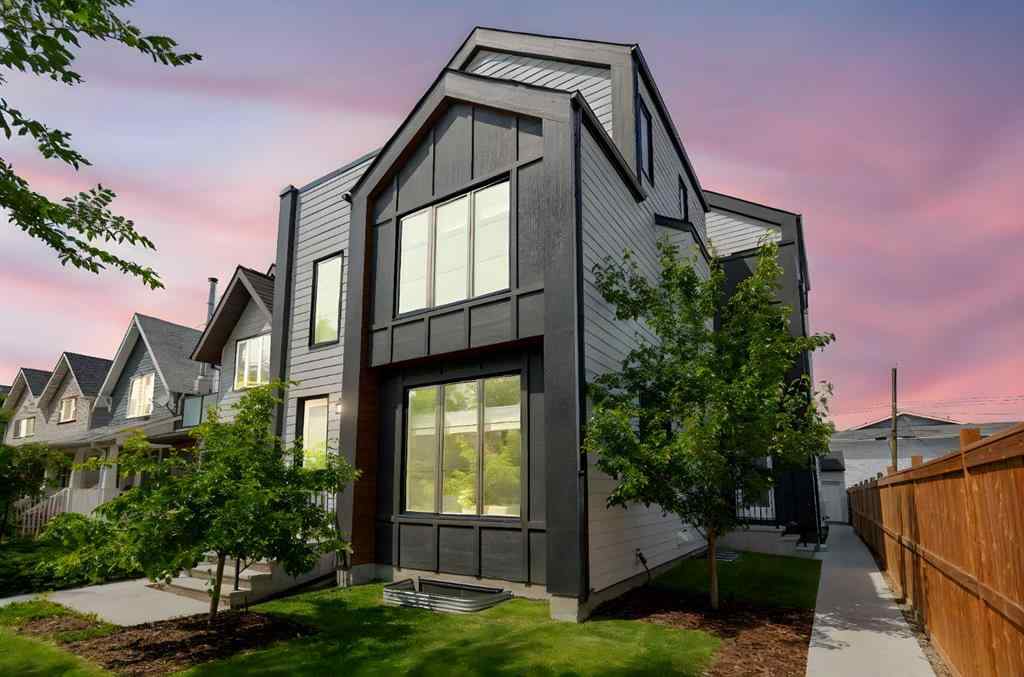 MLS® A2263670 - Unit #2 136 21 Avenue NE in Tuxedo Park Calgary, Residential