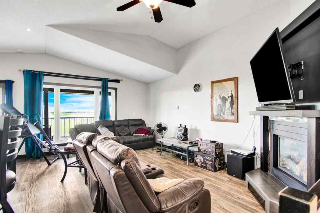 MLS® A2263671 - 4622 58 Avenue  in NONE Rimbey, Residential