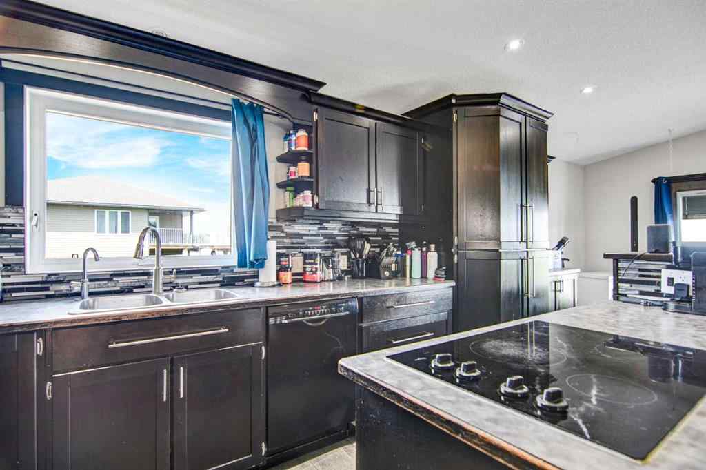 MLS® A2263671 - 4622 58 Avenue  in NONE Rimbey, Residential