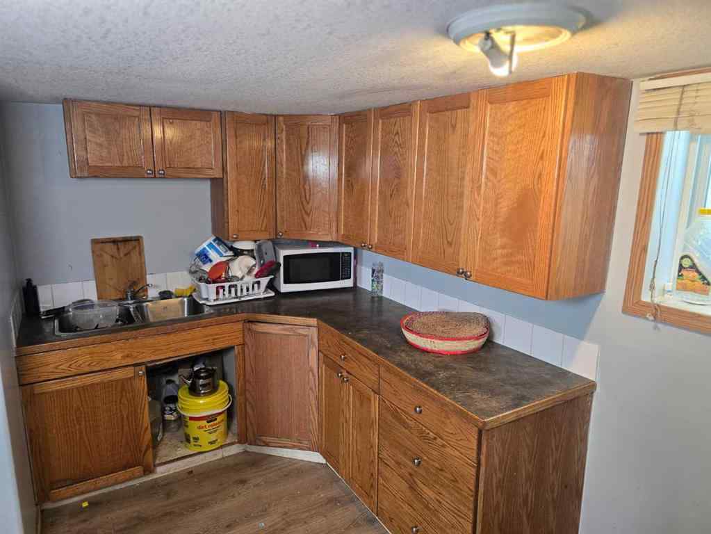 MLS® A2263675 - 244 16 Street E in Meadowbrook Brooks, Residential